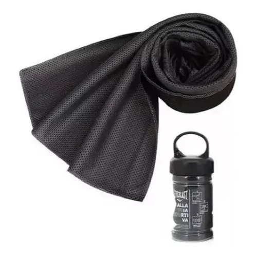 [T76036] TOALLA EVERLAST FRIA 50X50 CM NEGRA (16361) BOTELLA